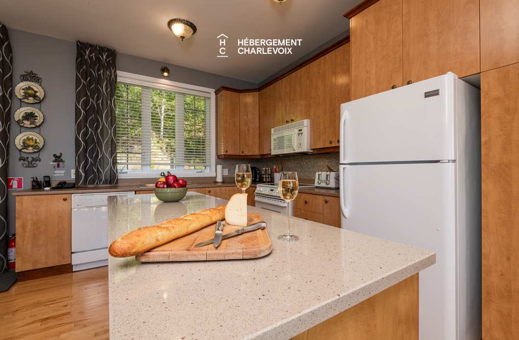 CEL-5 - Warm residence ideally located